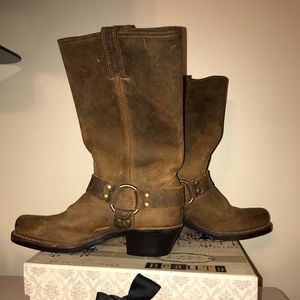 FRYE CALF HIGH BOOTS SIZE 7